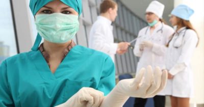 ХОЛОДНАЯ МЕДСЕСТРА. 90-е. Появился в убойном отделе один опер, звали его Антон Зверев, мы его так и окрестили — Зверь…